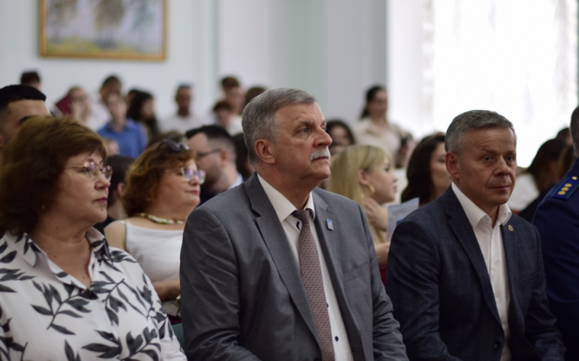 Новости сетевой программы: в РГУТИС состоялся первый выпуск студентов Курского государственного университета