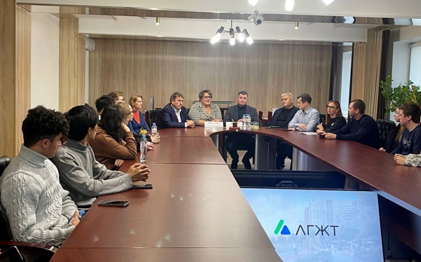 Студенты Высшей школы сервиса знакомятся с работой предприятий городского хозяйства Московской области