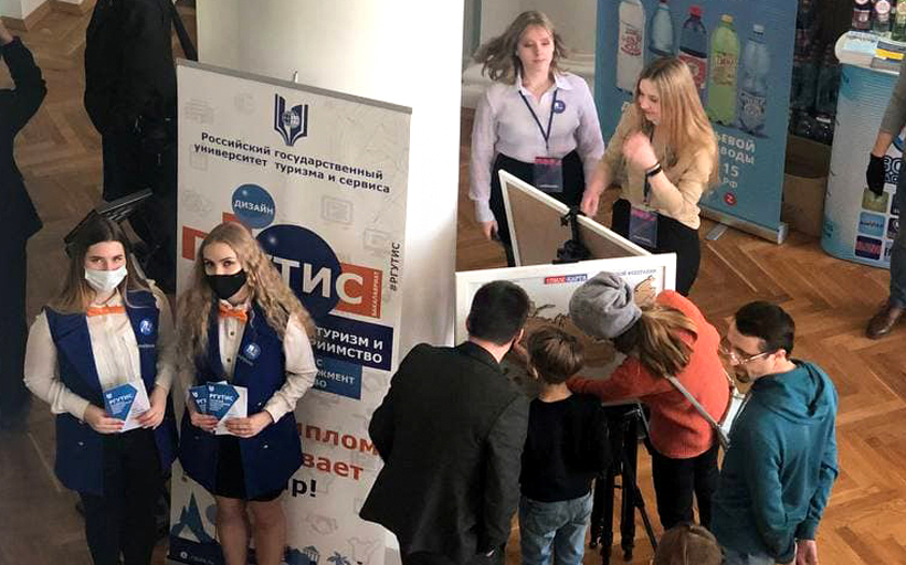Прошел ежегодный фестиваль «Пора в космос», в котором РГУТИС выступил соорганизатором
