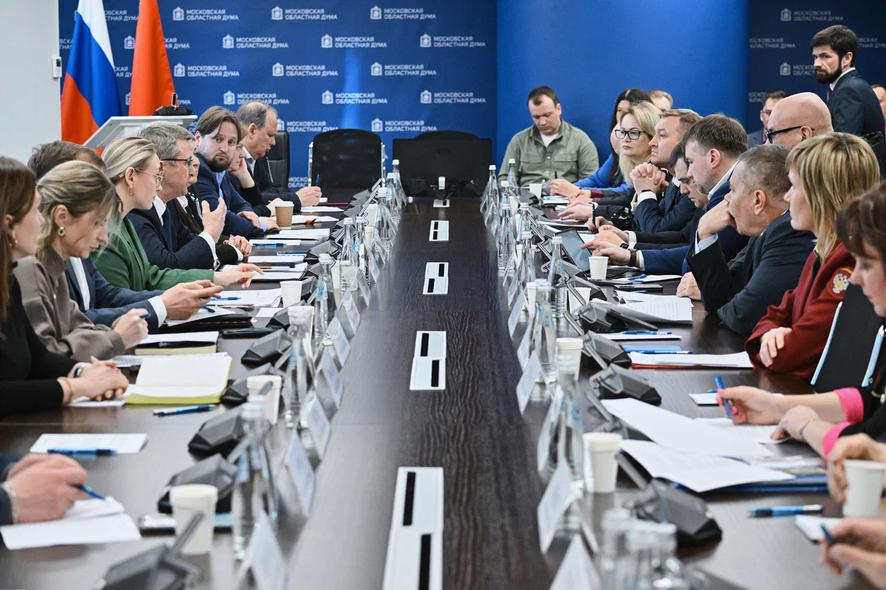 Ректор РГУТИС Александр Алексеевич Федулин выступил в Московской областной думе с развернутым докладом на круглом столе «Туризм в Московской области: инструменты поддержки и развития, современные технологии продвижения»