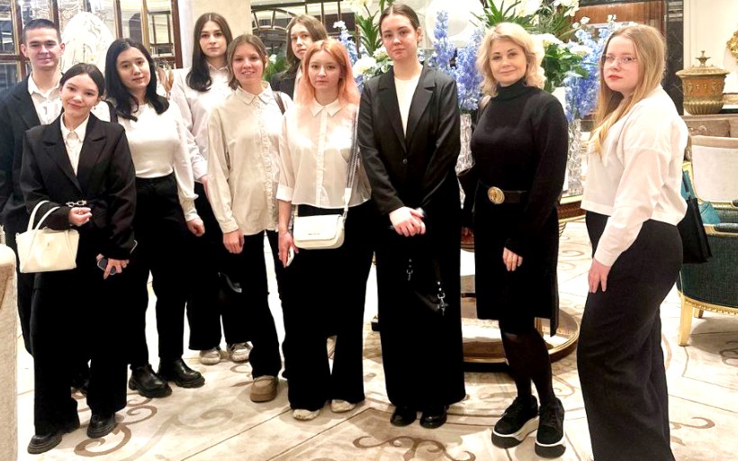 Студенты Колледжа РГУТИС на Дне Карьеры в отеле  