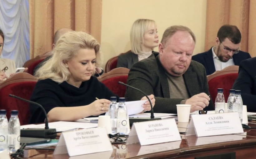 Ректор университета А.А. Федулин принял участие в работе «круглого стола» по вопросам доступности отдыха для российских граждан, организованного Комитетом Госдумы по туризму