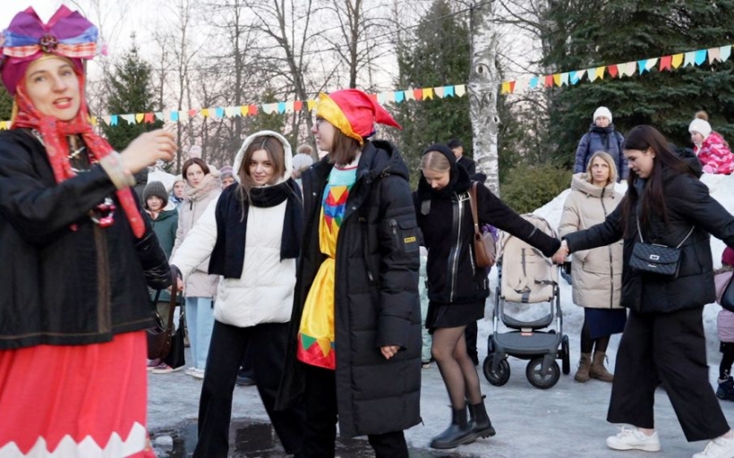 Весенний бал на масленичной неделе
