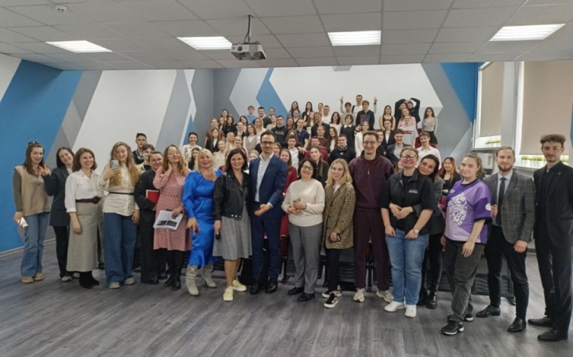 «На работу — как на праздник»  — в университете прошла «НЕДЕЛЯ КАРЬЕРЫ РГУТИС - 2025»