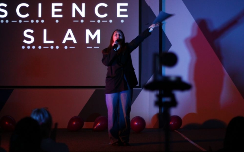 «SCIENCE SLAM» в Точке кипения РГУТИС