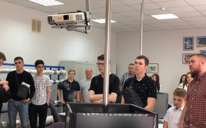 абиТУР: в РГУТИС состоялась профориентационная экскурсия для поступающих
