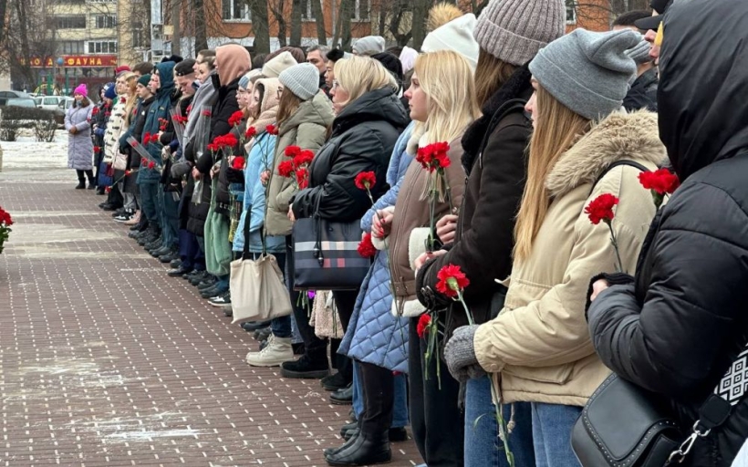 Память о беспримерном подвиге осажденного Ленинграда — навсегда в наших сердцах
