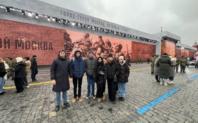 Выставка под открытым небом в центре Москвы
