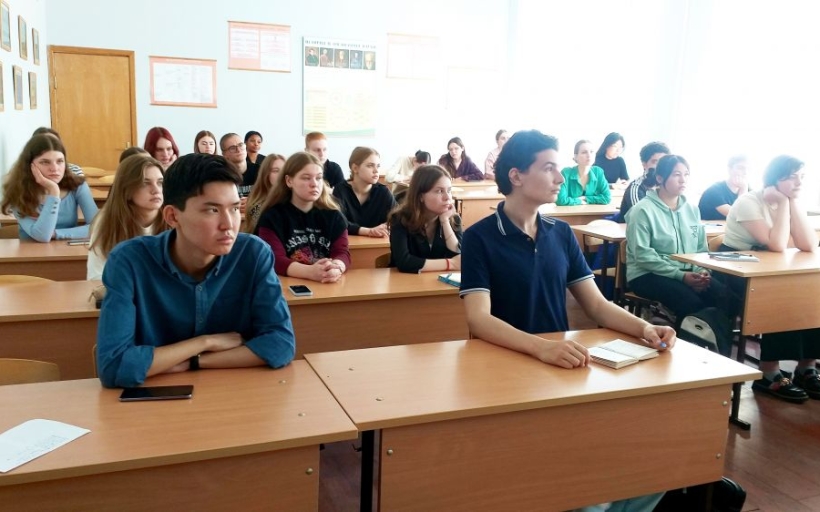 Представители туристского и гостиничного бизнеса в гостях у первокурсников Высшей школы туризма и гостеприимства
