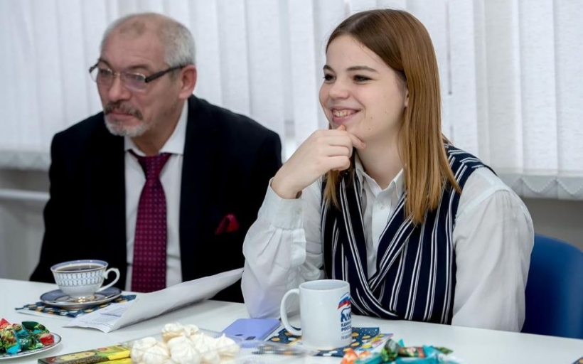 В День российского студенчества в общественной приемной партии «Единая Россия» состоялась встреча студентов ИСТ РГУТИС и Председателя Совета депутатов Подольска Н.И. Пестова