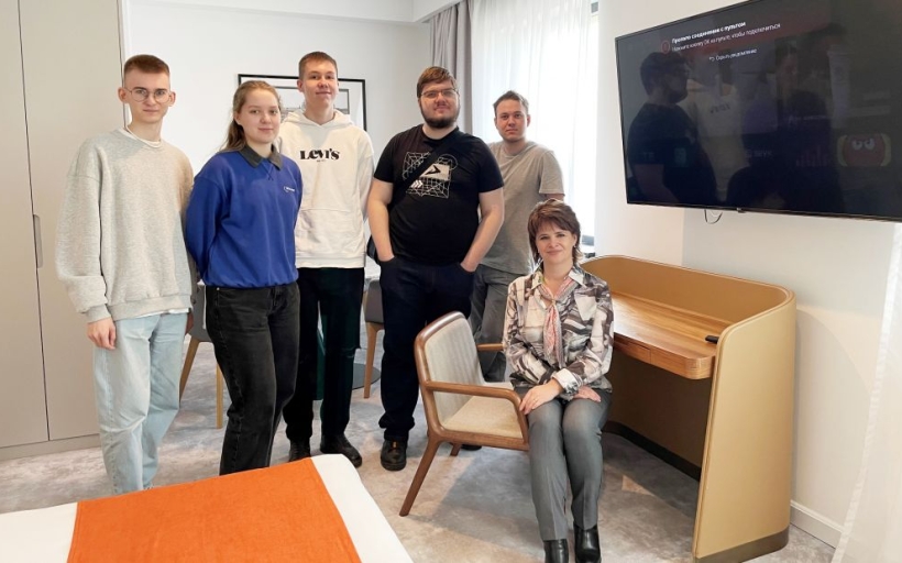 Студенты магистратуры РГУТИС продолжают осваивать компетенции современного управляющего сети гостиниц