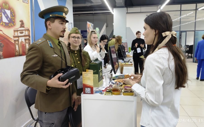 Учимся лучшему, учимся у лучших: студенты РГУТИС проверили уровень профессиональной подготовки в рамках деловой игры – выставки с участием лидеров турбизнеса