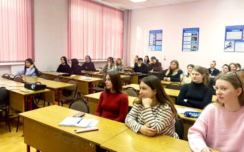 Секреты успешного публичного выступления: студенты ИСТ РГУТИС приняли участие в специальном тренинге 