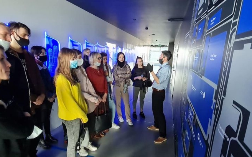 Студенты РГУТИС знакомятся с туристскими ресурсами делового центра «Москва-Сити»