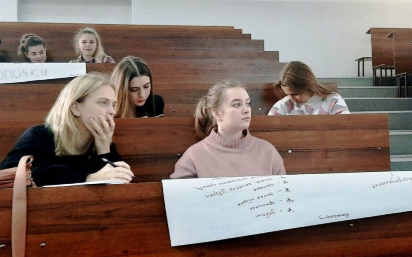 Молодежное наставничество в профессии – студенты Высшей школы туризма и гостеприимства провели профориентационное мероприятие для учащихся колледжа РГУТИС