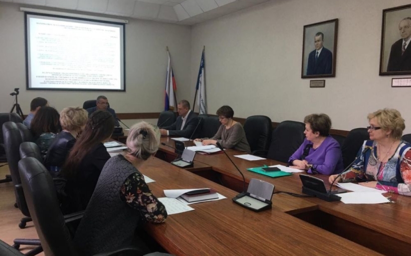 Двенадцать студентов переведены с платного обучения на бесплатное