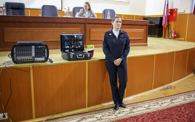 Приобщение к профессии - будущие юристы на Дне открытых дверей в УВД по Северо-Восточному административному округу Москвы