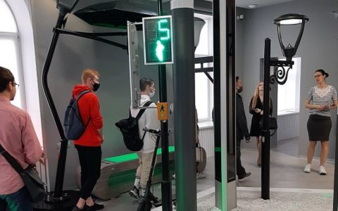 Студенты РГУТИС знакомятся с современными технологиями светотехники