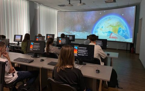 3 профпробы для школьников на этой неделе: сервис, экономика и юриспруденция 