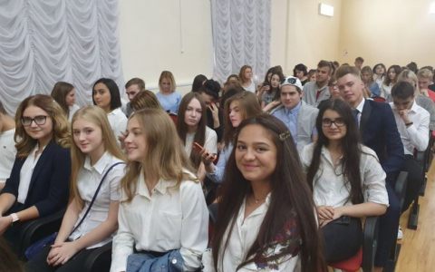 На Всероссийский День знаний РГУТИС посетили почётные гости, чиновники и политики