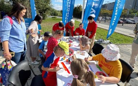 Студенты Высшей школы дизайна украсили Мытищи к Дню города