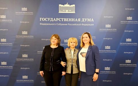 Управление многоквартирными домами: директор Высшей школы сервиса РГУТИС Сумзина Л.В. приняла участие в работе круглого стола в Комитете по строительству и ЖКХ Государственной Думы 