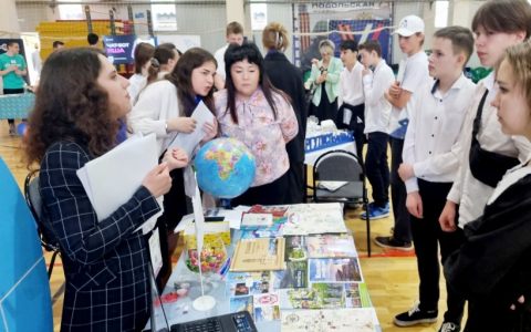 Институт сервисных технологий РГУТИС — на фестивале профессий «Путь навыков»