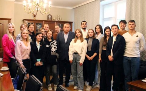 Ректор университета Александр Алексеевич Федулин провел встречу с Объединенным советом обучающихся   